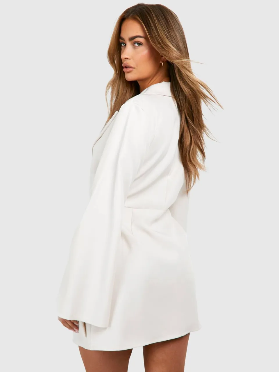 boohoo Dames Buckle Detail Tie Waist Tailored Blazer Dress steen, foto 2