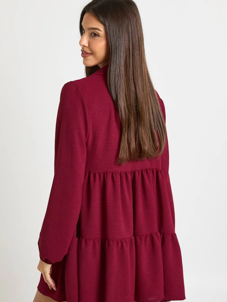 boohoo Dames Getextureerde gelaagde smockjurk merlot, foto 3