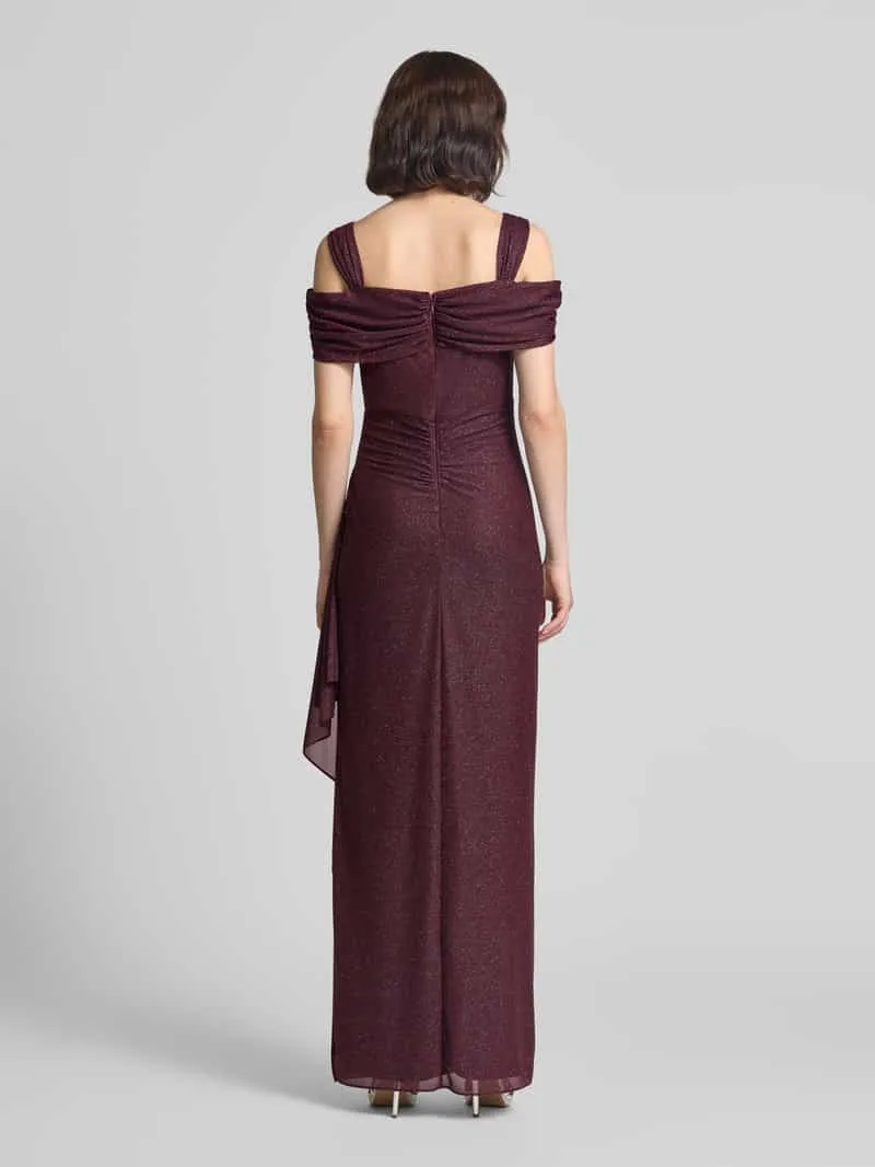Vera Mont empire avondjurk van chiffon donkerrood, foto 2