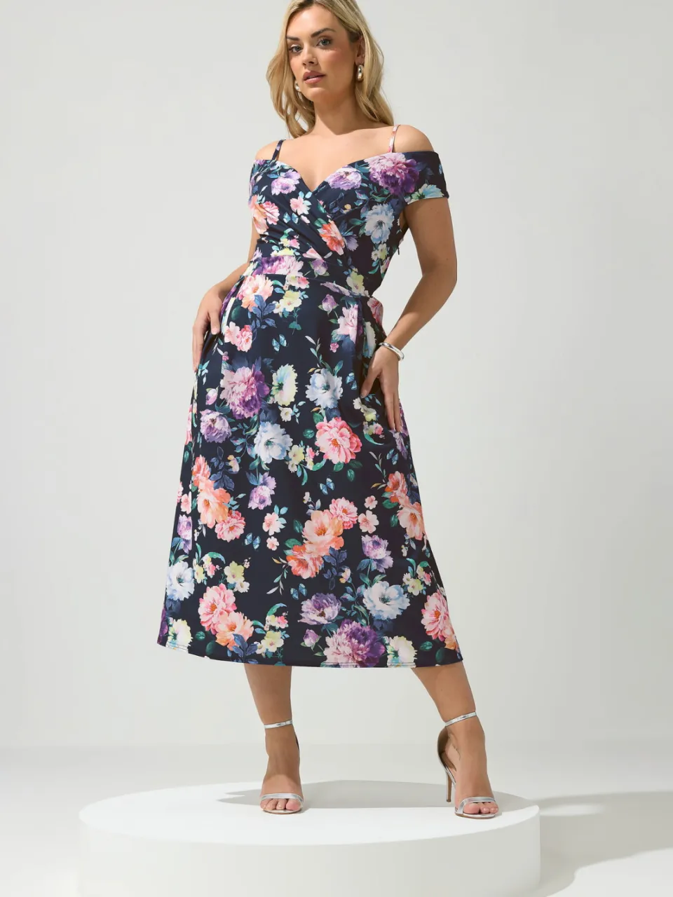Yours London Marineblauwe Bardot Skaterjurk Met Bloemenprint, foto 2