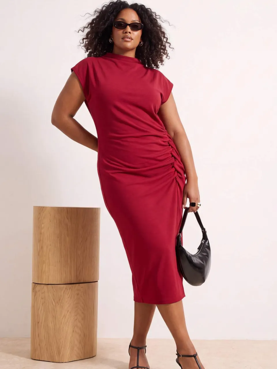 Trendyol Curve Dames Bordeaux Effen Midi Mouwloos Feest Bodycon Grote maten Jurk Bordeauxrood