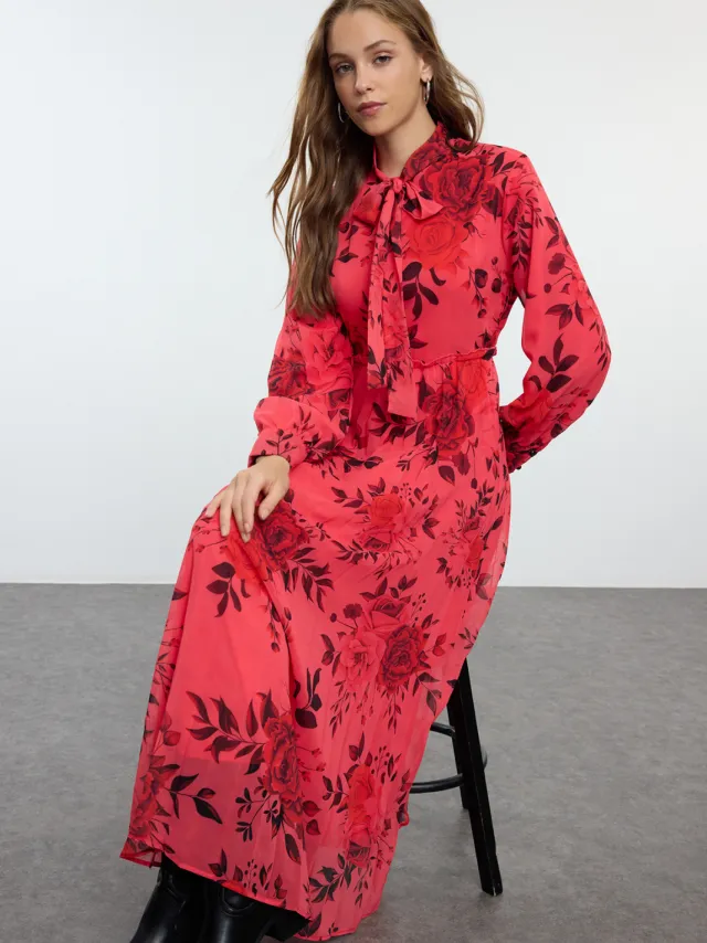 Turkishsouq Roze maxi-jurk met bloemenprint voor dames, lange casual/dagelijkse jurk met hijab. Fuchsia