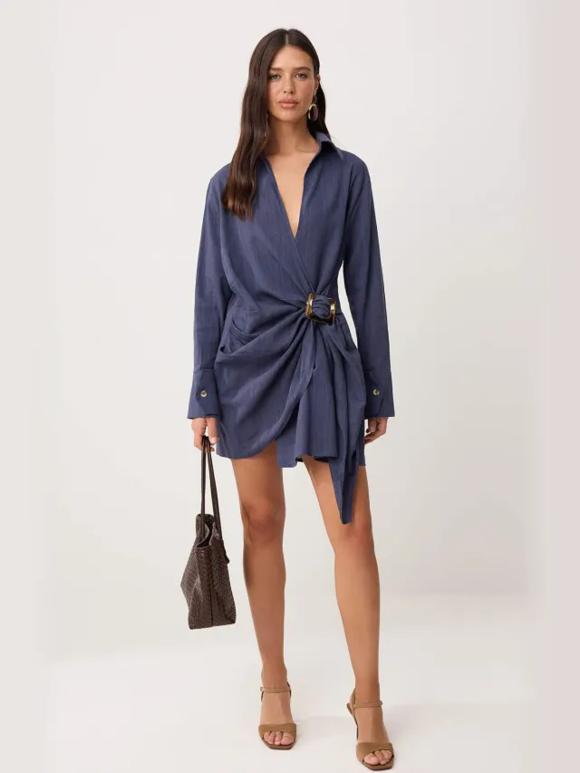 Trendyol TRENDYOLMİLLA Dames Donkerblauw Effen Kort / Mini Lang Casual Double-breasted Jurken Marineblauw/Blauw