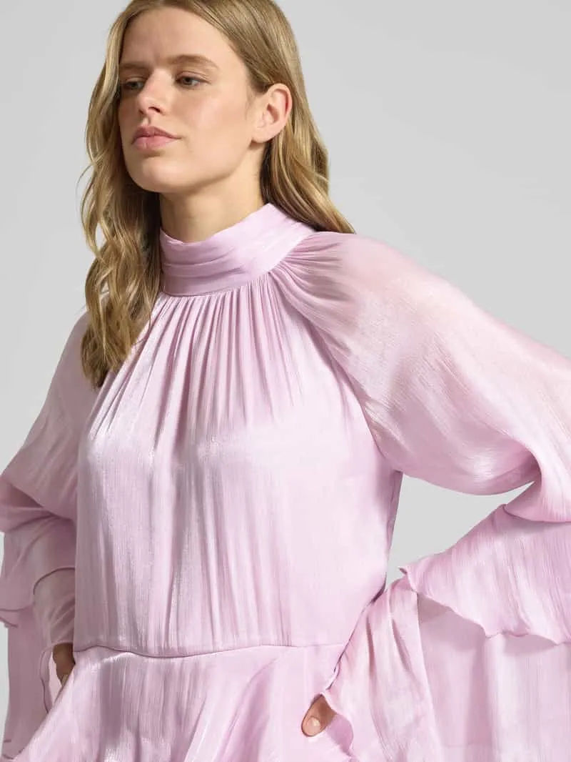 Gina Tricot mini-jurk in laagjeslook model 'Flowy frill' lila, foto 5