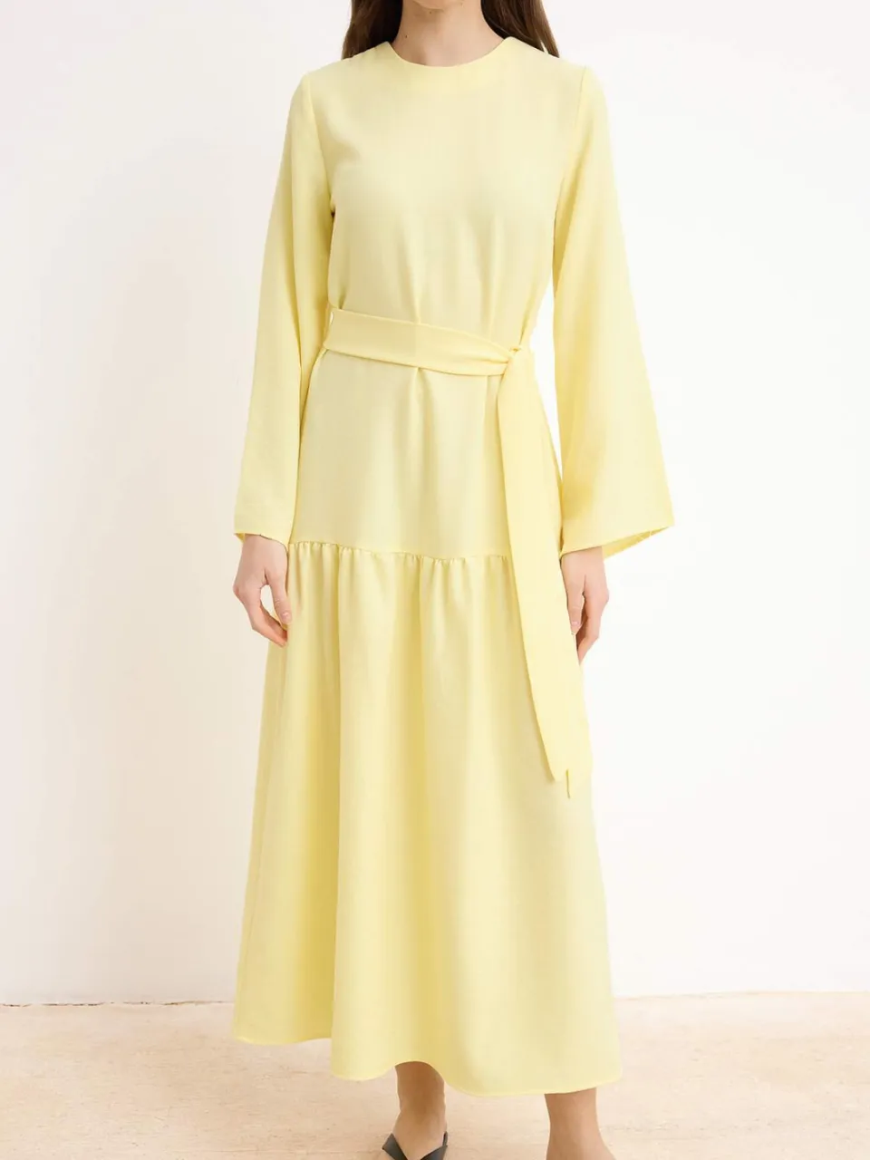 Trendyol Modest Dames Donkerblauw Effen Maxi Lang Casual A-lijn Modest Jurken geel, foto 2