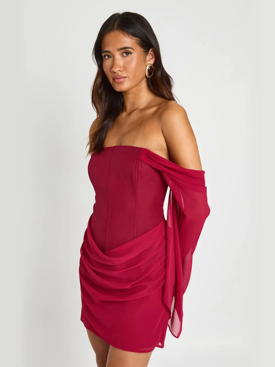 boohoo Dames Bardot Mini Jurk Met Uitlopende Mouwen En Corset Detail kersen, foto 3