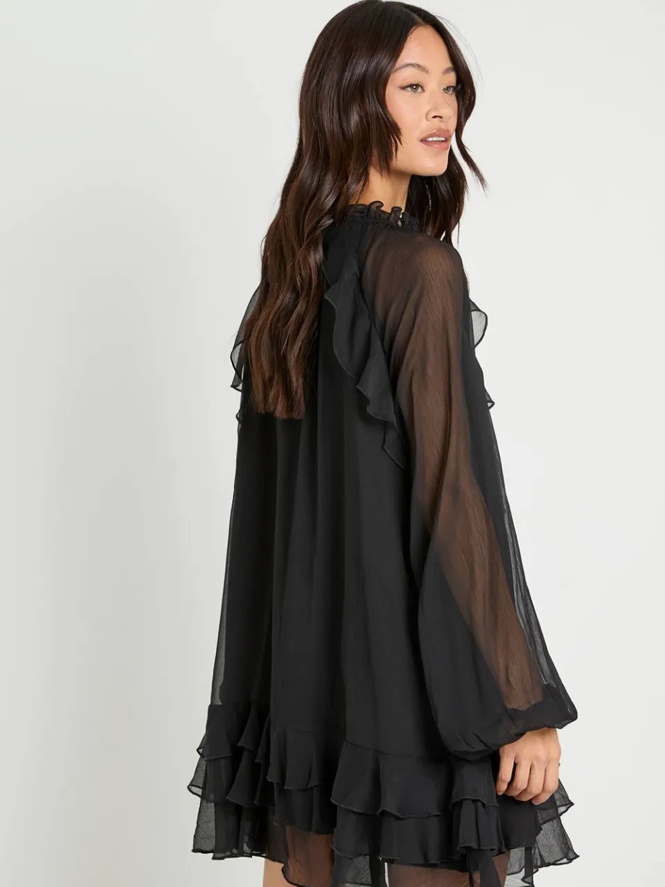 boohoo Dames Lange Chiffon Ruffle Smock Jurk zwart, foto 2