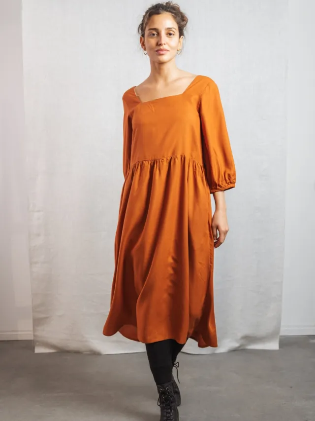 Jyoti - Fair Works dames vegan Jurk Rachana Roest Donkeroranje