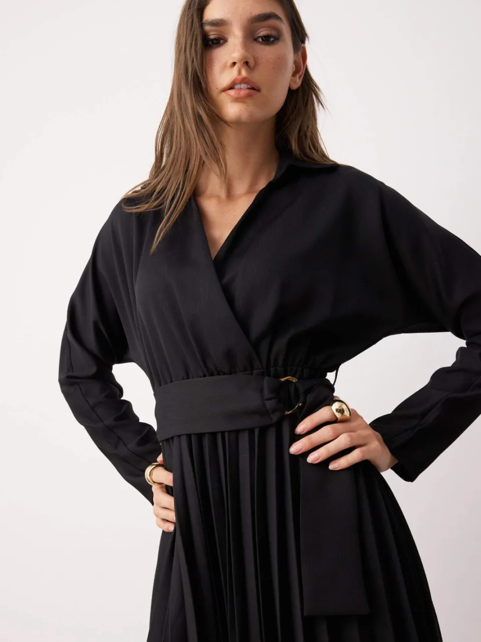 Trendyol TRENDYOLMİLLA Dames Zwart Effen Midi Lang Casual Skater Jurken, foto 2