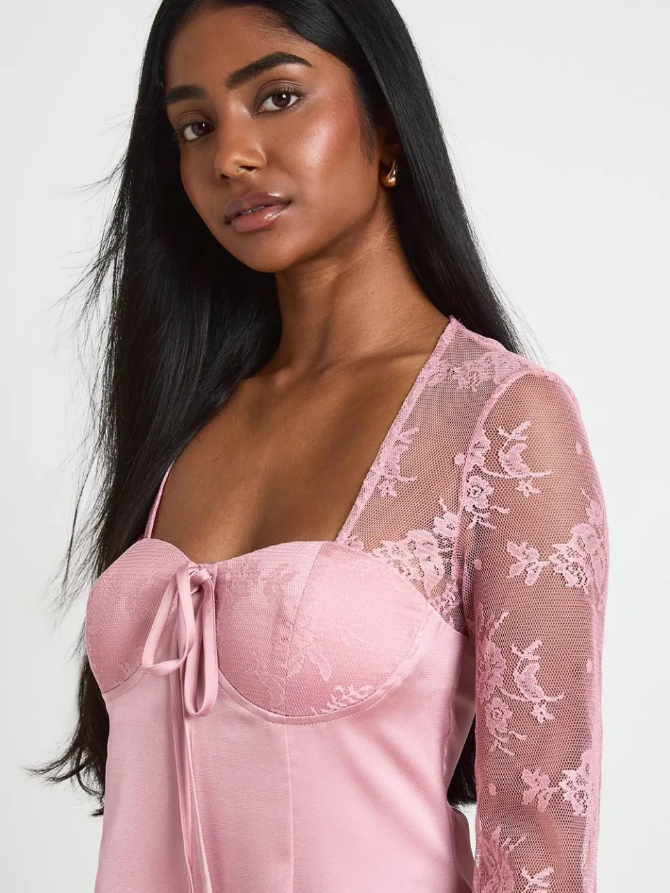 boohoo Dames Kanten Mini-jurk Met Wijde Mouwen roze, foto 4