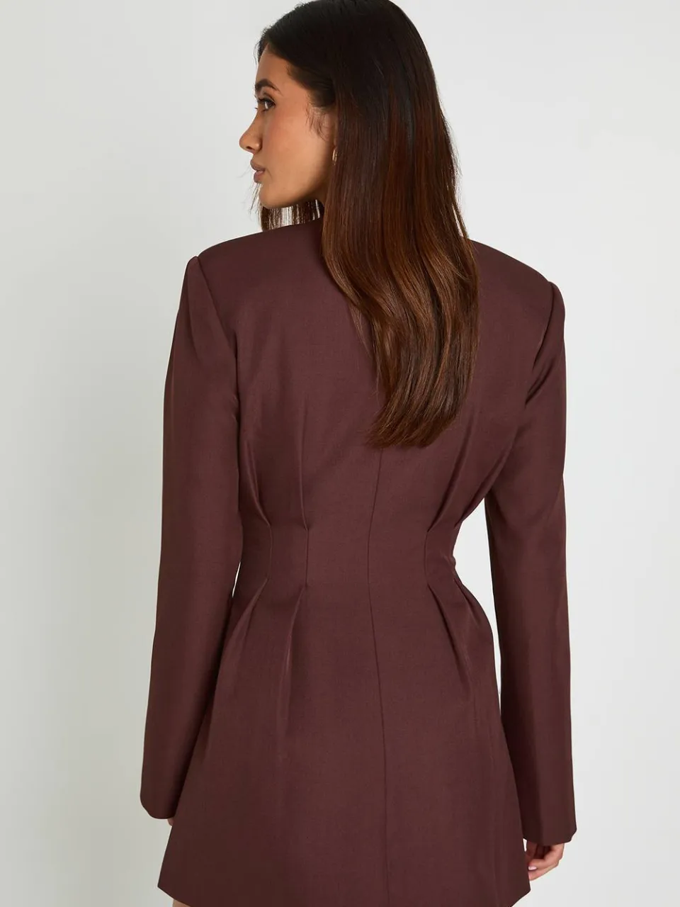 boohoo Dames Getailleerde Mini-jurk Met Lange Mouwen Zonder Kraag chocoladebruin, foto 2