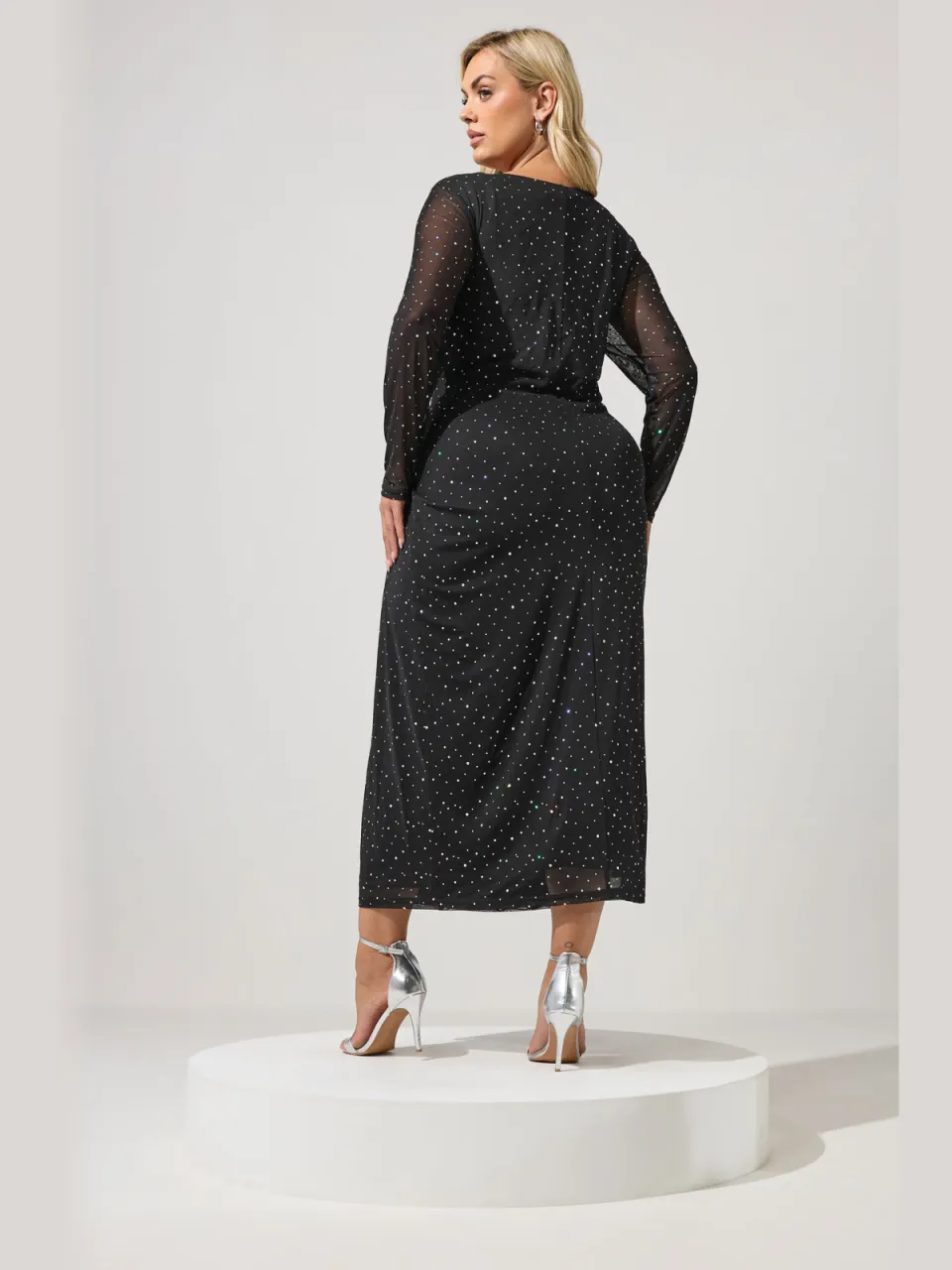 Yours London Zwarte Metallic Mesh Jurk Met Knoop Aan De Voorkant, foto 3