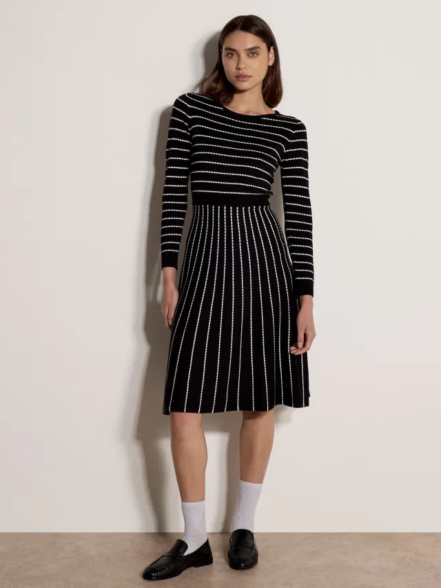 Apricot Midi-jurk van gebreide stof met meerdere strepen Zwart