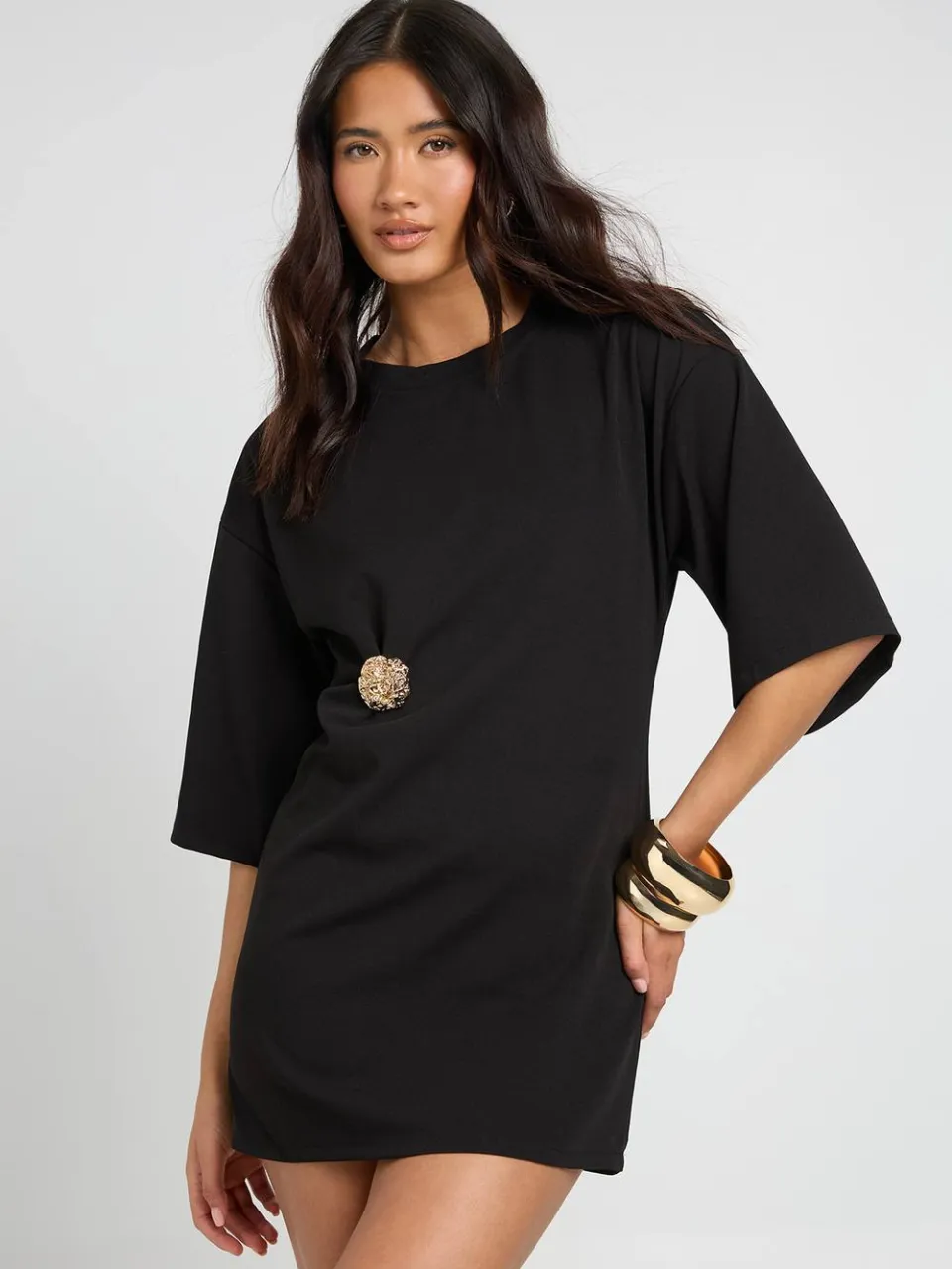 boohoo Dames Geweven Shift Jurk Met Gouden Trim Knoopdetail Vooraan, foto 4