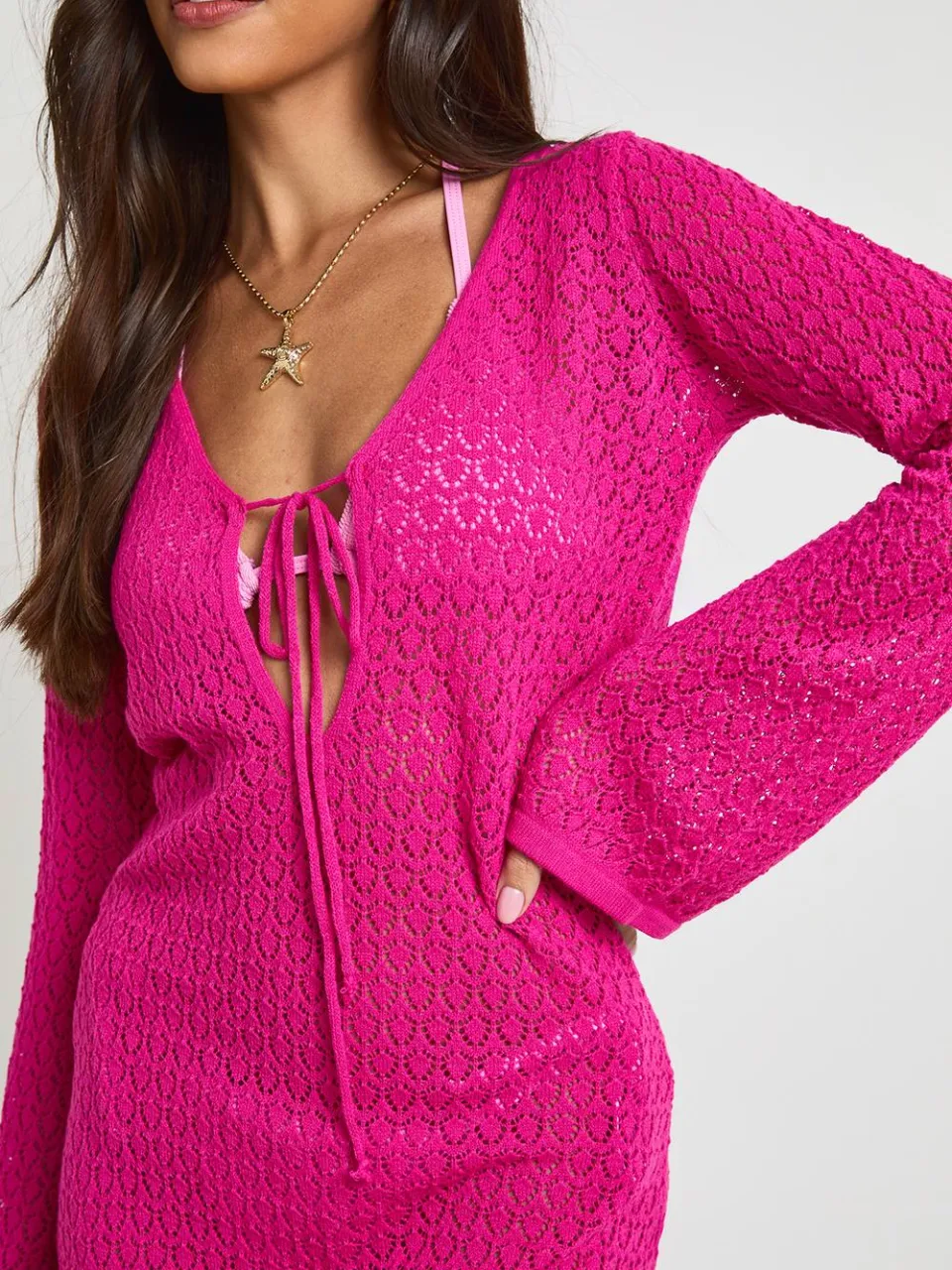 boohoo Dames Gehaakte Mini Strandjurk Met Lange Mouwen En Sleutelgat Strikdetail roze, foto 4