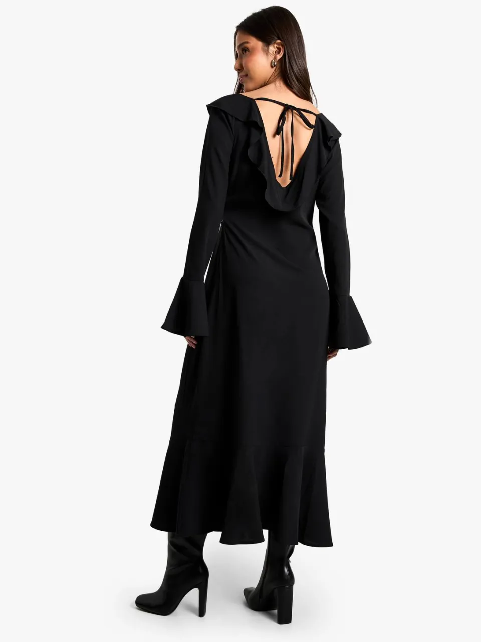 boohoo Dames Textuurvolle Ruffle Lange Mouw Midaxi Jurk zwart, foto 2