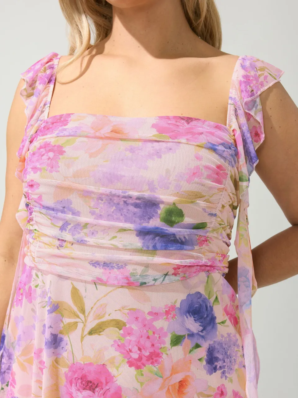 Yours London Nude Jurk Met Bloemenprint En Ruches, foto 5