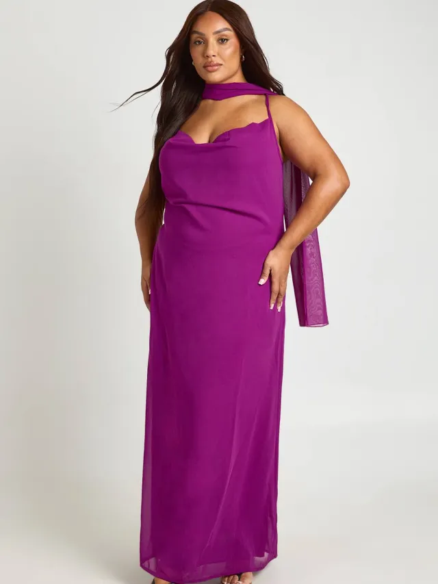 boohoo Dames Plus Chiffon Maxi Jurk Met Waterval Halslijn Druif