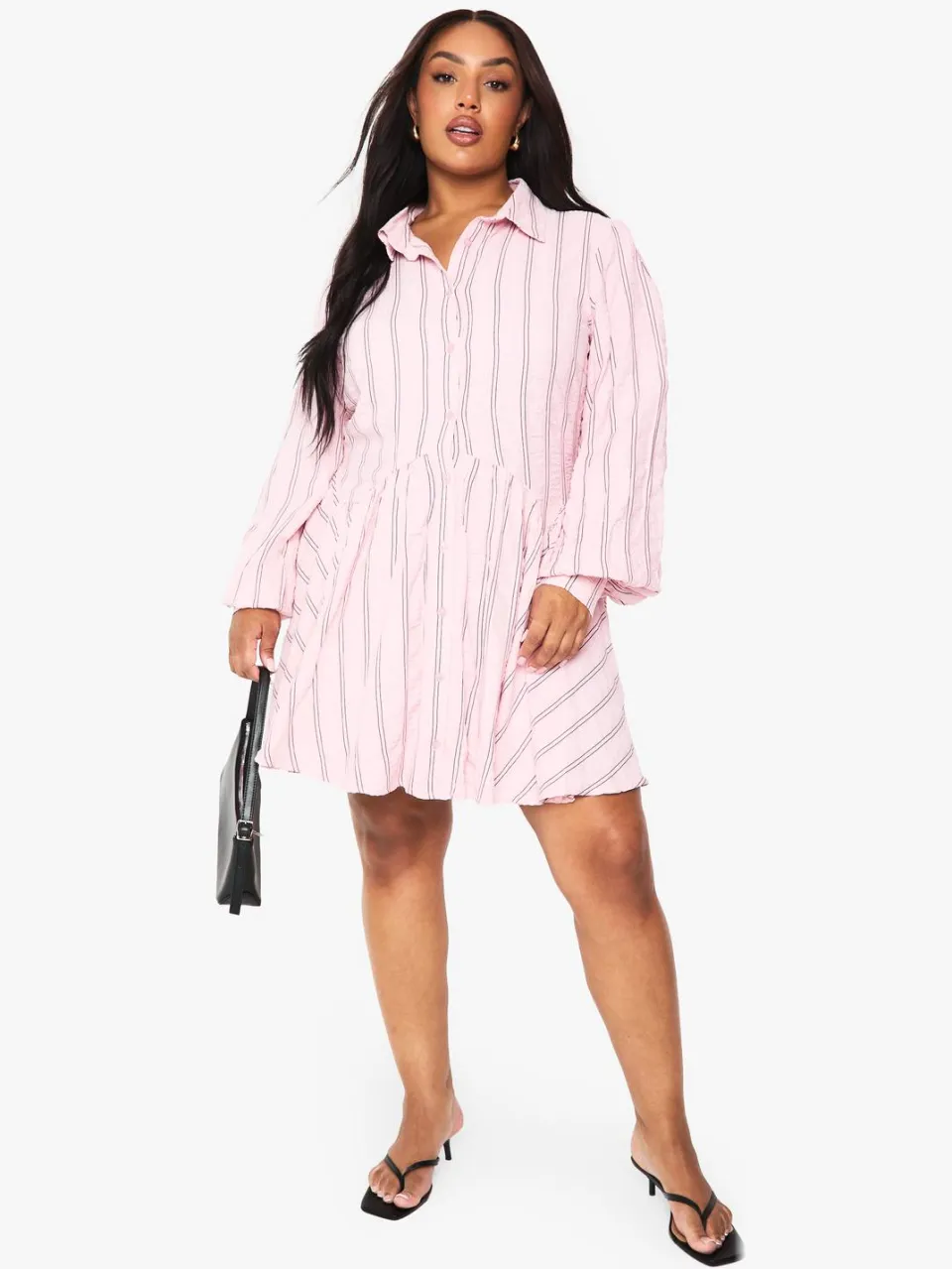 boohoo Dames Plus textuurrijke gestreepte shirtjurk met drop hem roze, foto 3