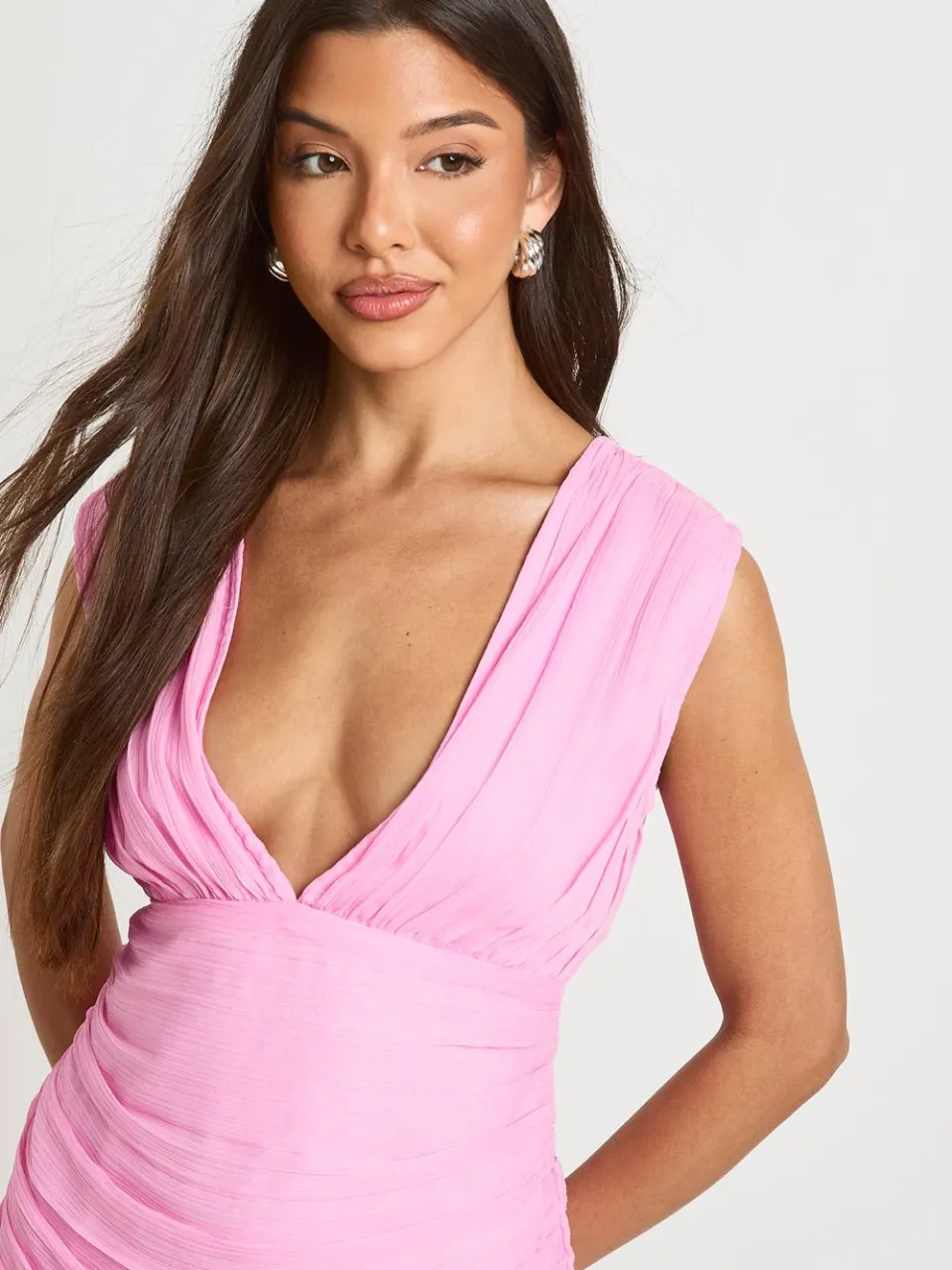 boohoo Dames Chiffon Mini-jurk Met Diepe V-hals roze, foto 4