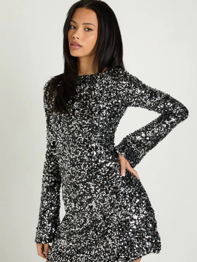 boohoo Dames Pailletten Mini Jurk Met Uitlopende Mouwen Zilver