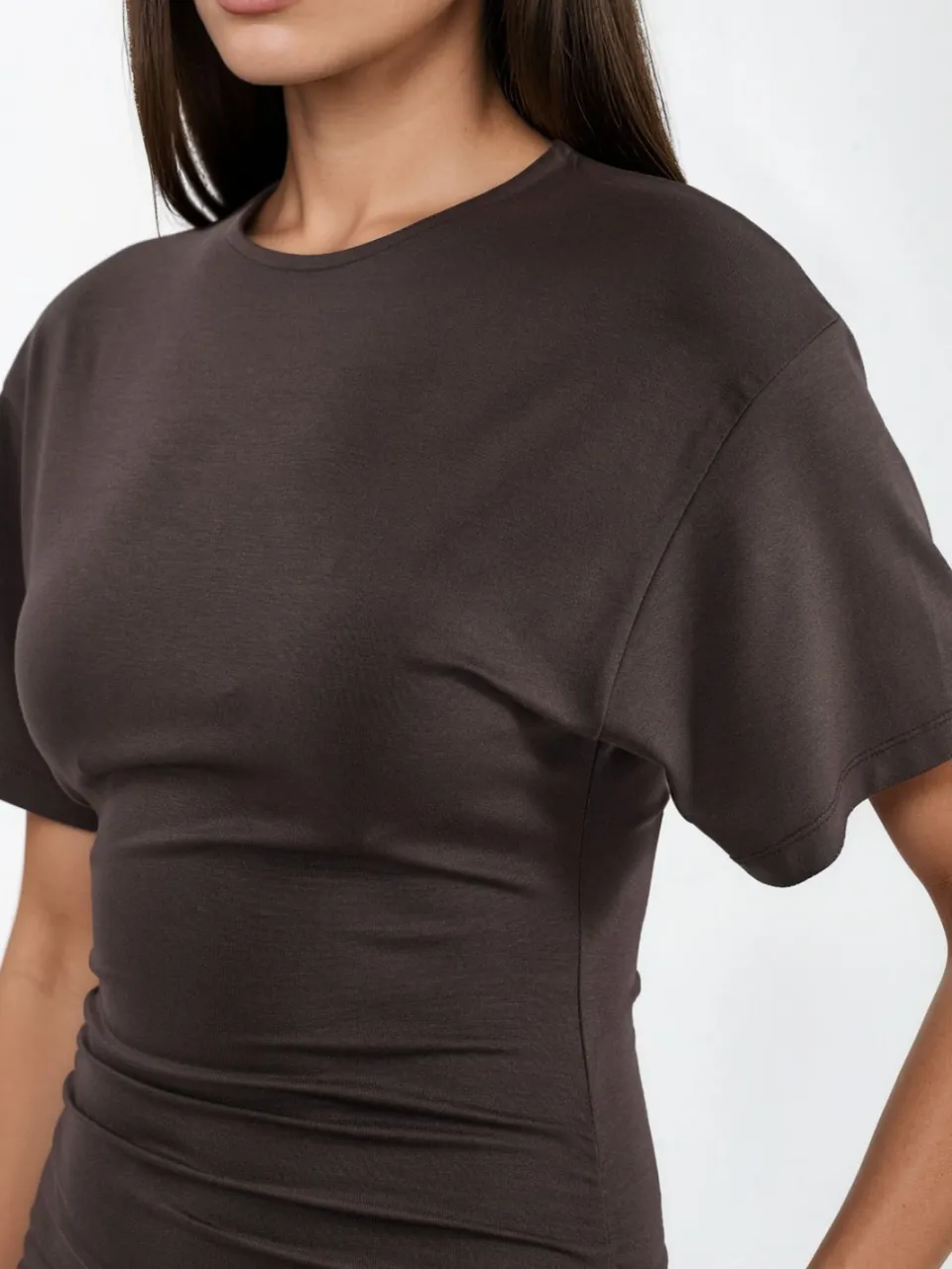 Busem Crew Neck Mini T-shirt Jurk met Drapé bruin, foto 2