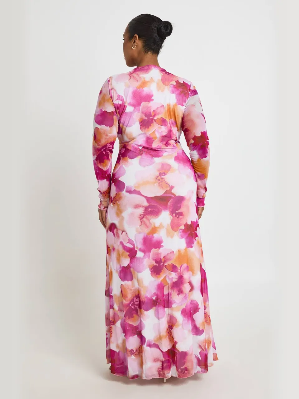 boohoo Dames Plus Bloemen Mesh V-hals Maxi Jurk roze, foto 2