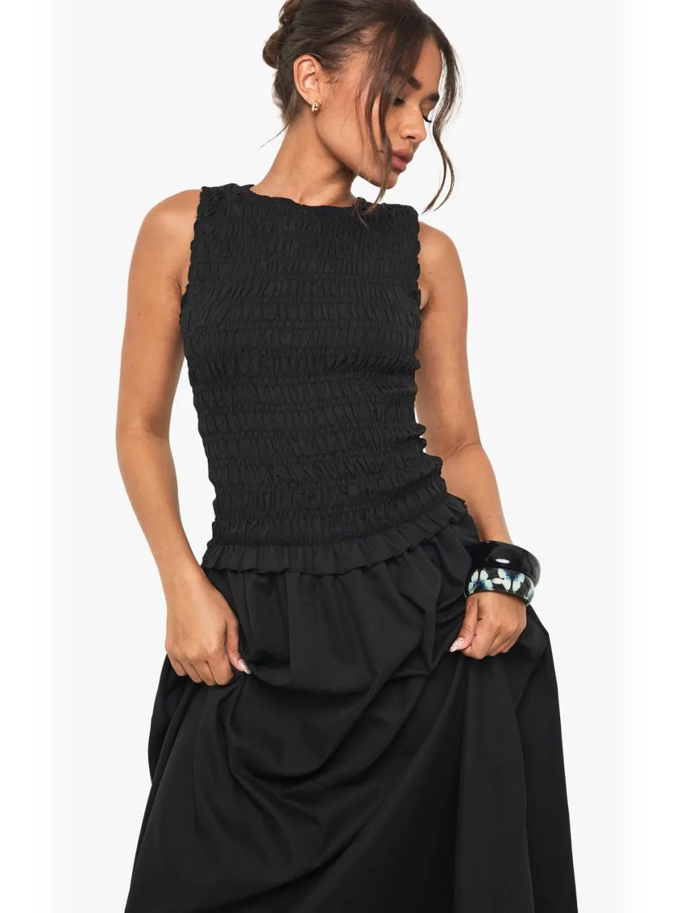 boohoo Dames Racer Hals Shirred Drop Waist Midaxi Jurk zwart, foto 2