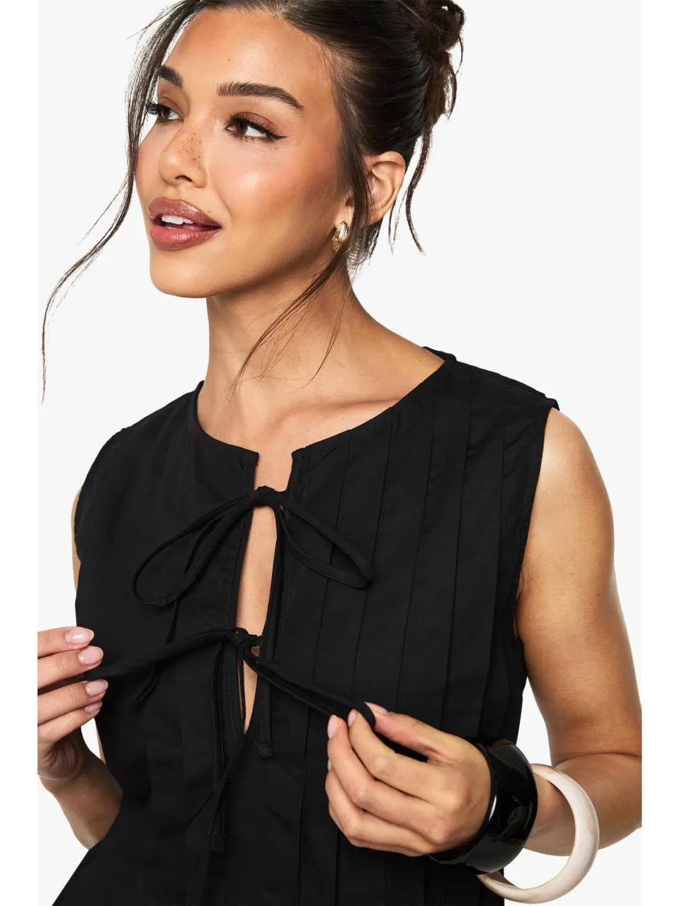 boohoo Dames Katoenen popeline geplooide swingjurk zwart, foto 2