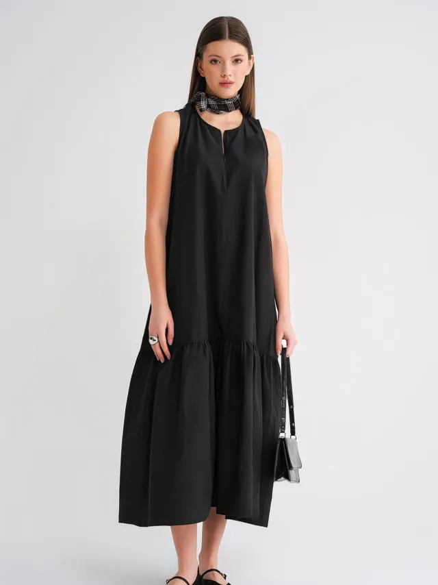 Mixray Maxi-jurk met Kraag en Rimpeldetails Zwart