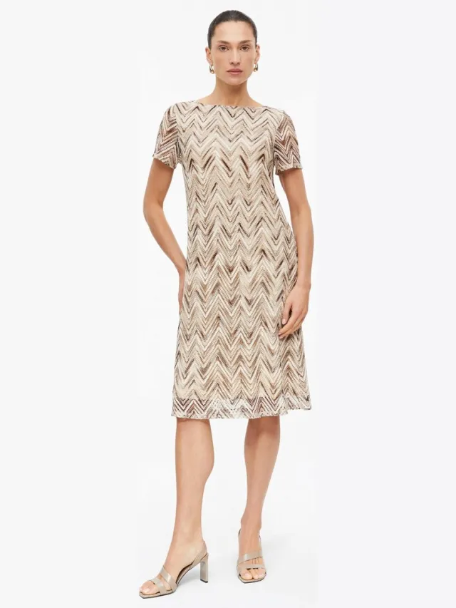 S.Oliver female - Korte jurk met ajourpatroon en boothals lichtbeige