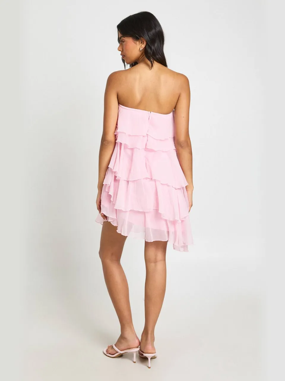 boohoo Dames Chiffon Gelaagde Bandeau Mini Jurk roze, foto 2