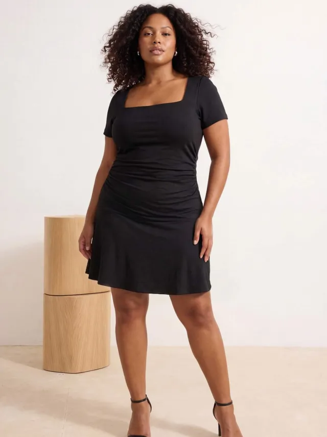 Trendyol Curve Dames Zwart Effen Kort / Mini Kort Casual A-lijn Grote maten Jurk