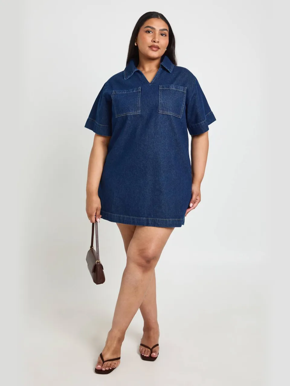 boohoo Dames Plus Boxy Korte Mouw Denim Jurk, foto 3
