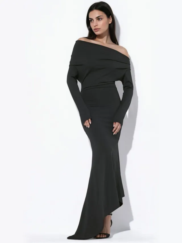 Hiccup Asymmetrische bodycon-maxijurk met boothals Zwart