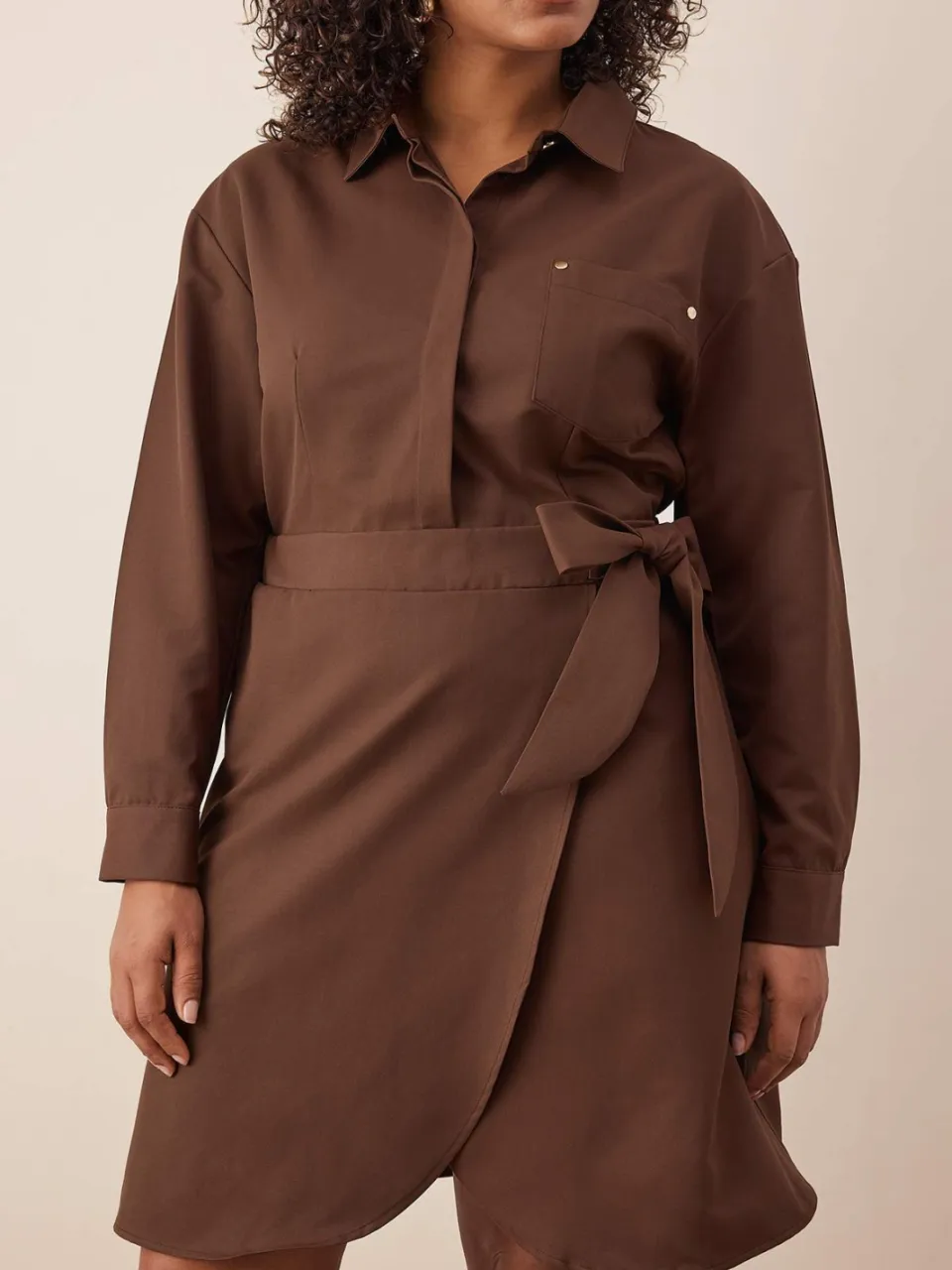 Trendyol Curve Dames Bruin Effen Kort / Mini Lang Casual Double-breasted Grote maten Jurk, foto 2