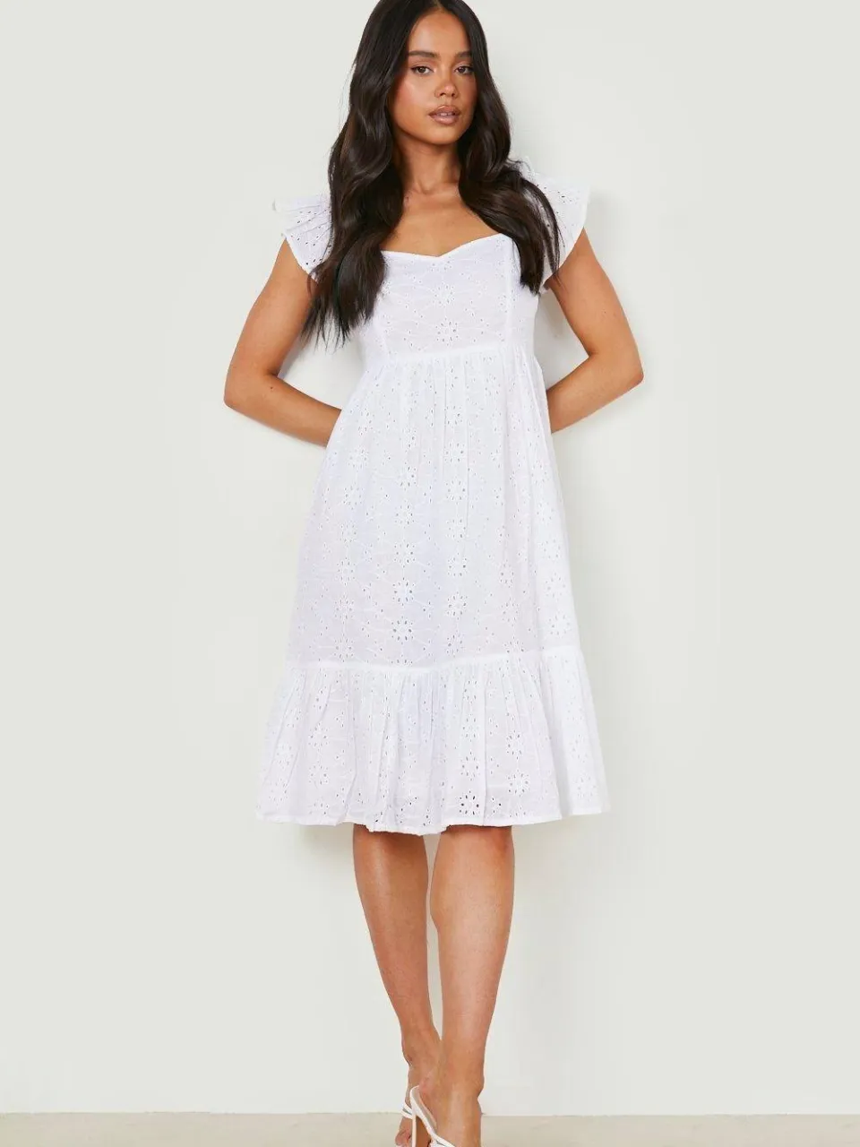 boohoo Dames Petite Broderie Puff Sleeve Bardot Midi Jurk wit, foto 3