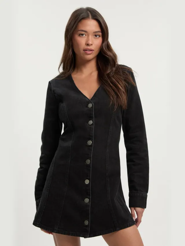 boohoo Dames Flare lange mouwen minijurk Washed Black