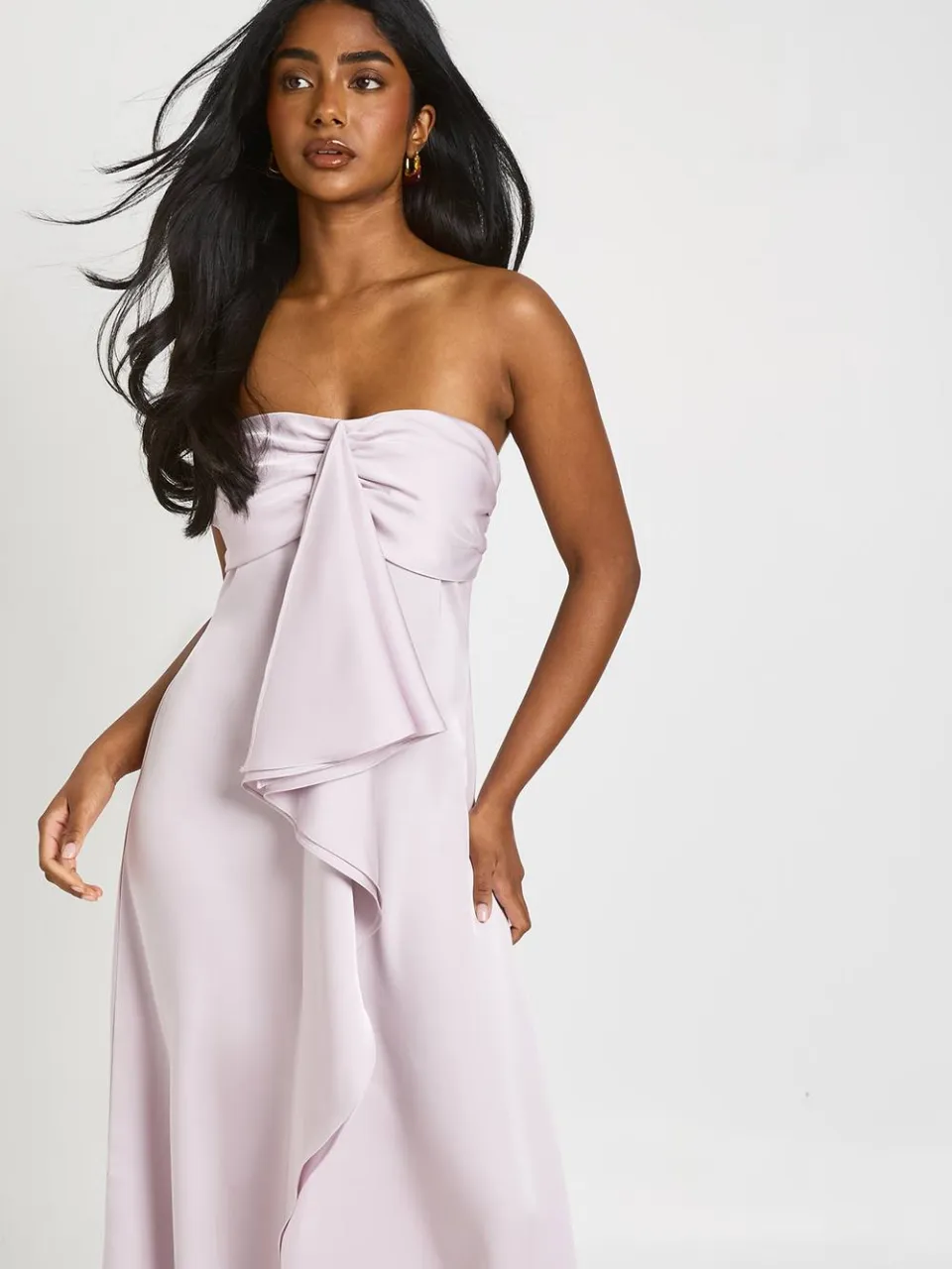 boohoo Dames Maxi-jurk Met Satijn, Gerimpelde Buste En Gedrapeerd Voorpand lila, foto 4