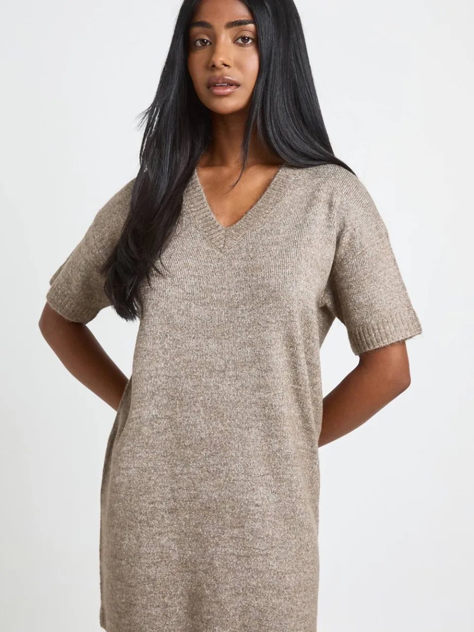 boohoo Dames Gebreide Mini-jurk Met V-hals En Korte Mouwen mokka, foto 3