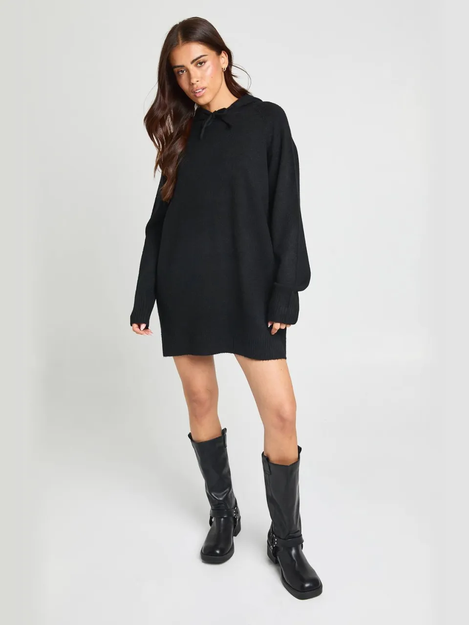 boohoo Dames Oversized Gebreide Hoodie Mini Jurk zwart, foto 2