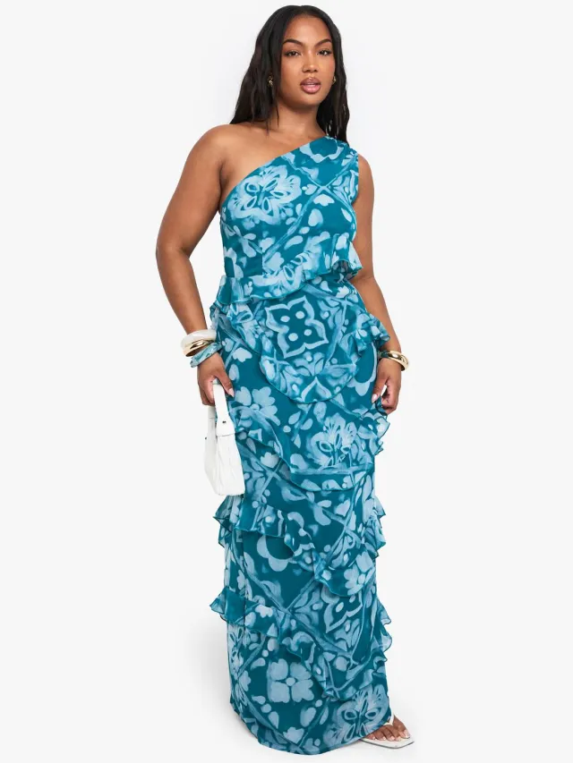 boohoo Dames Plus Tile Print Chiffon Asymmetrische Maxi-jurk Blauw