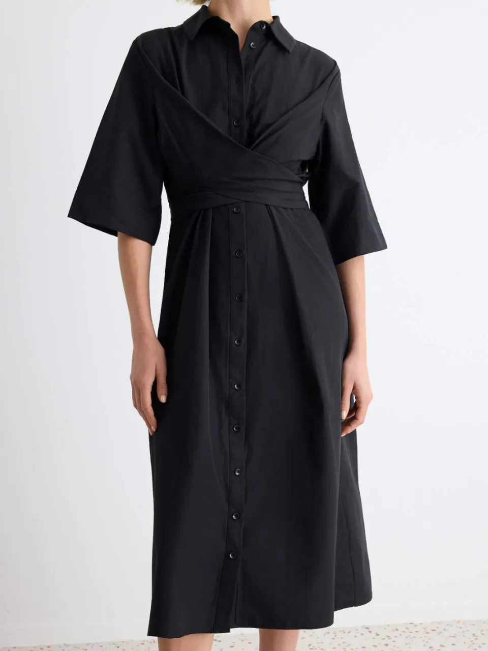 Trendyol TRENDYOLMİLLA Dames Zwart Effen Midi Driekwart mouw Casual Blousejurk Jurken, foto 2