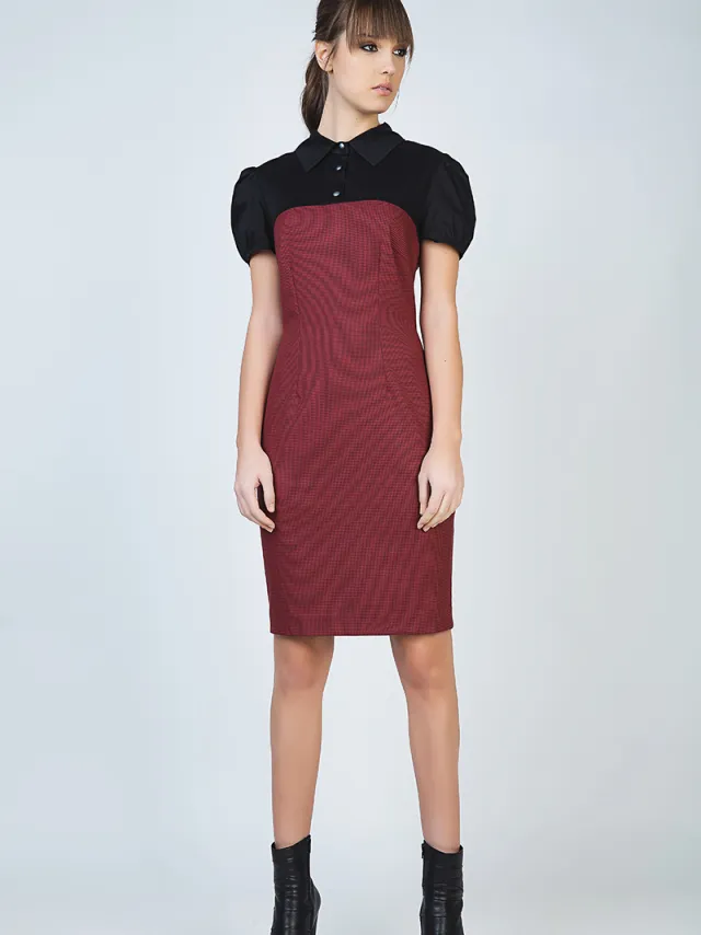 Conquista Jurk met pofmouwen en knoopdetail Rood