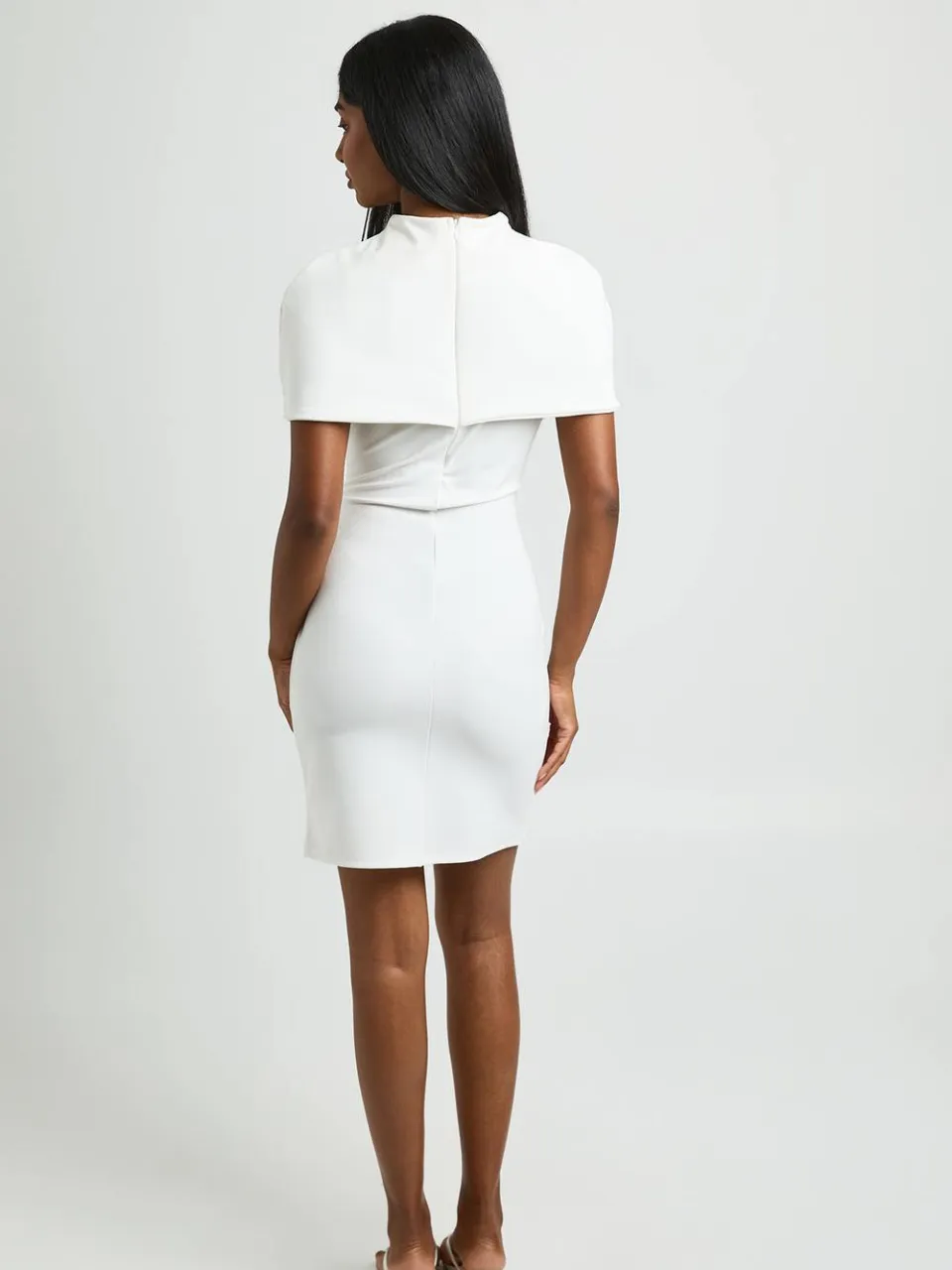 boohoo Dames Jersey Crepe Mini Jurk Met Cape Detail ivoor, foto 2
