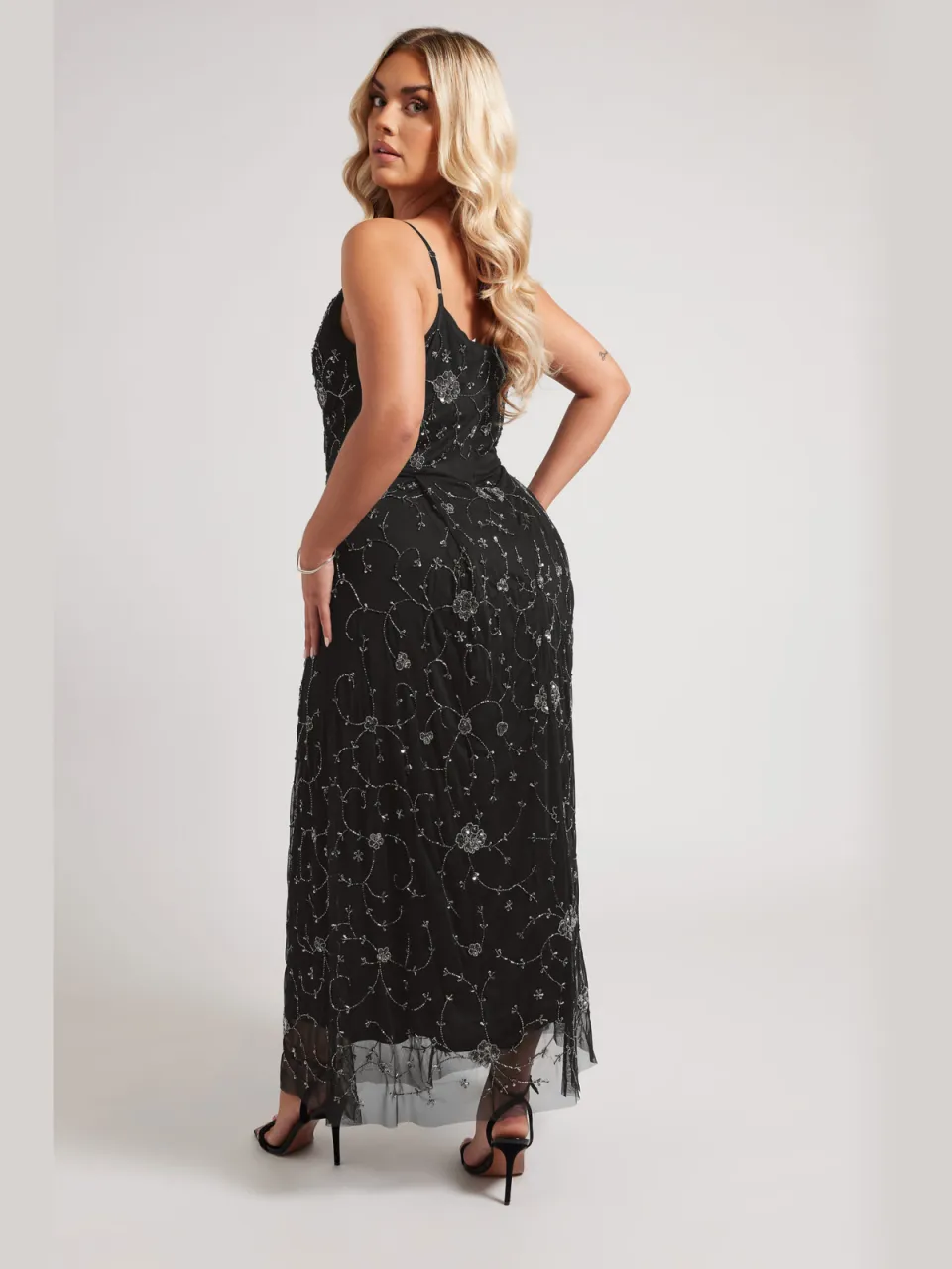 Luxe: Ultimate Embellishment Luxe Zwarte Maxijurk Met Handversiering En Bloemenmotiefsize 52, foto 3