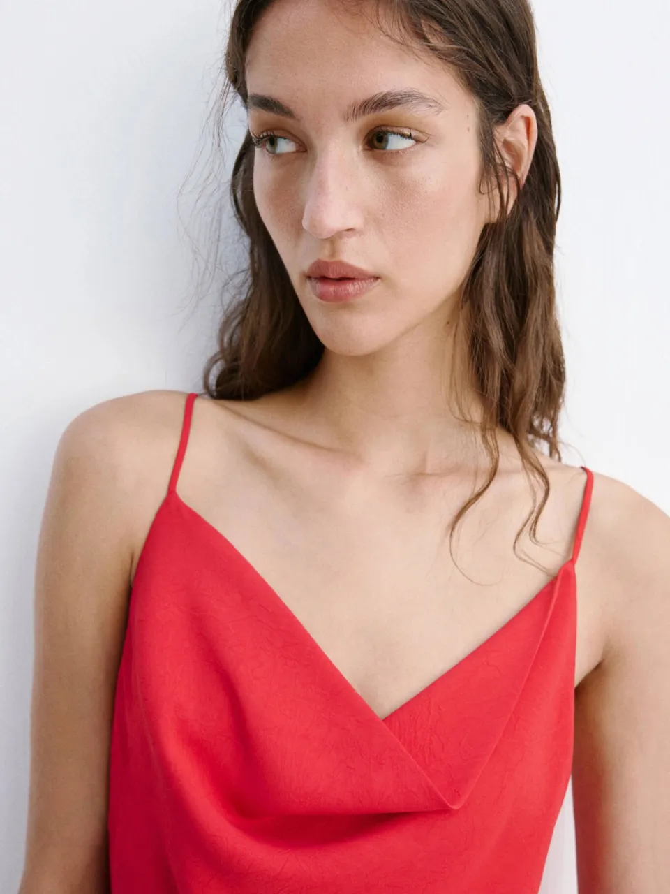 Mango zomerjurk met open rug - rood, foto 5