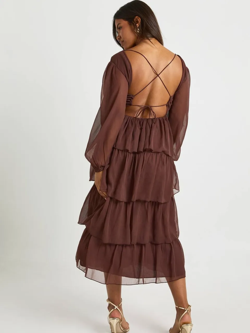 boohoo Dames Chiffon ruche midaxi jurk chocoladebruin, foto 2