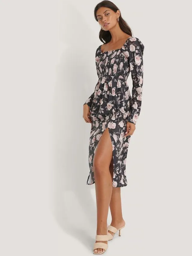 NA-KD Front Slit Smock Vrouwen Jurk - Navy Flower - Maat EU 34