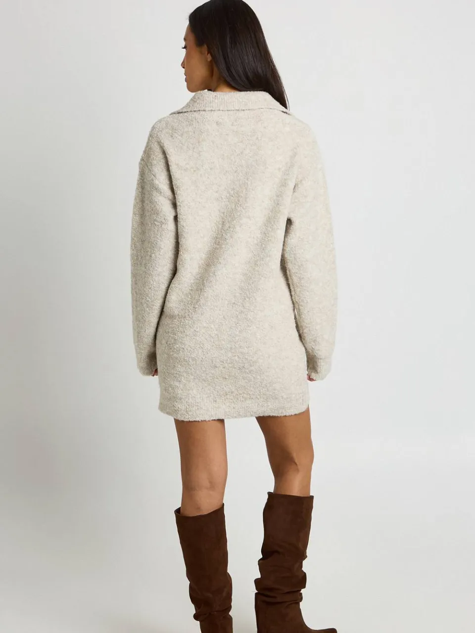 boohoo Dames Mini-trui-jurk Van Boucle-brei Met Kraag steen, foto 3